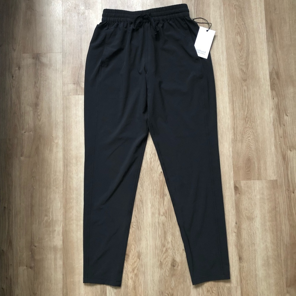 Girlfriend collective joggers (XXS, fits an XS?)